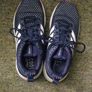 Adidas questar climacool